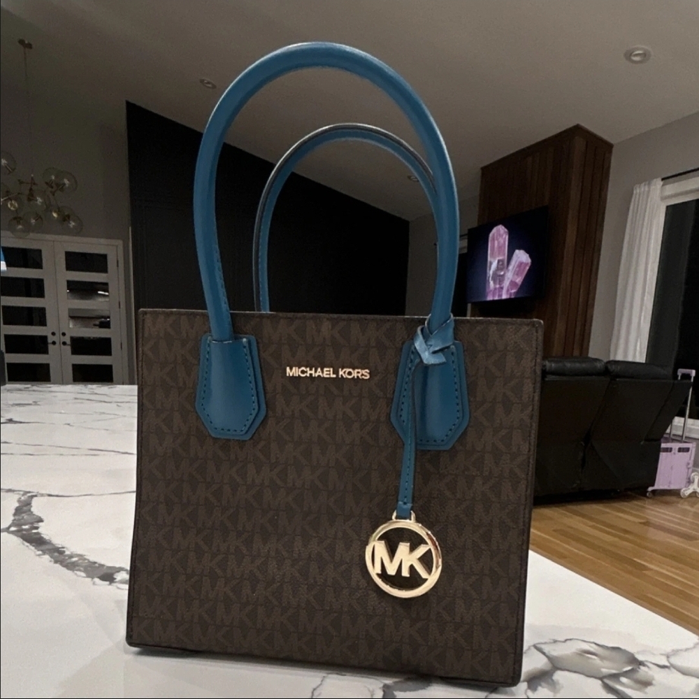 Michael Kors Signature Tote in Brown and Blue